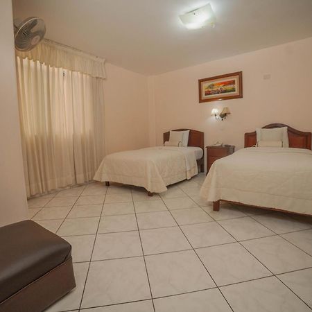 Hotel Torre Norte Trujillo Ngoại thất bức ảnh