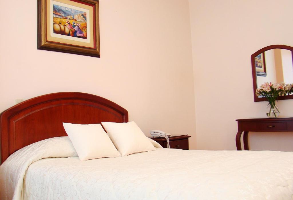 Hotel Torre Norte Trujillo Ngoại thất bức ảnh