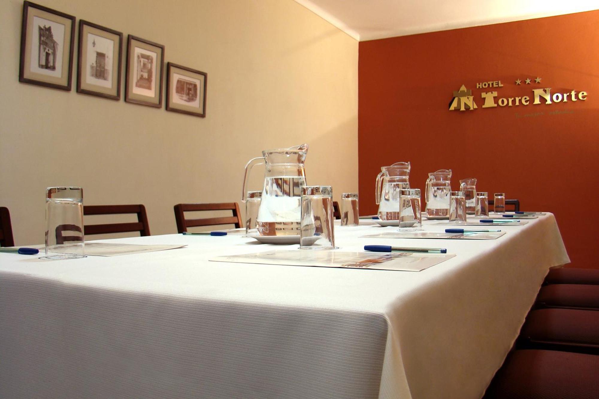 Hotel Torre Norte Trujillo Ngoại thất bức ảnh