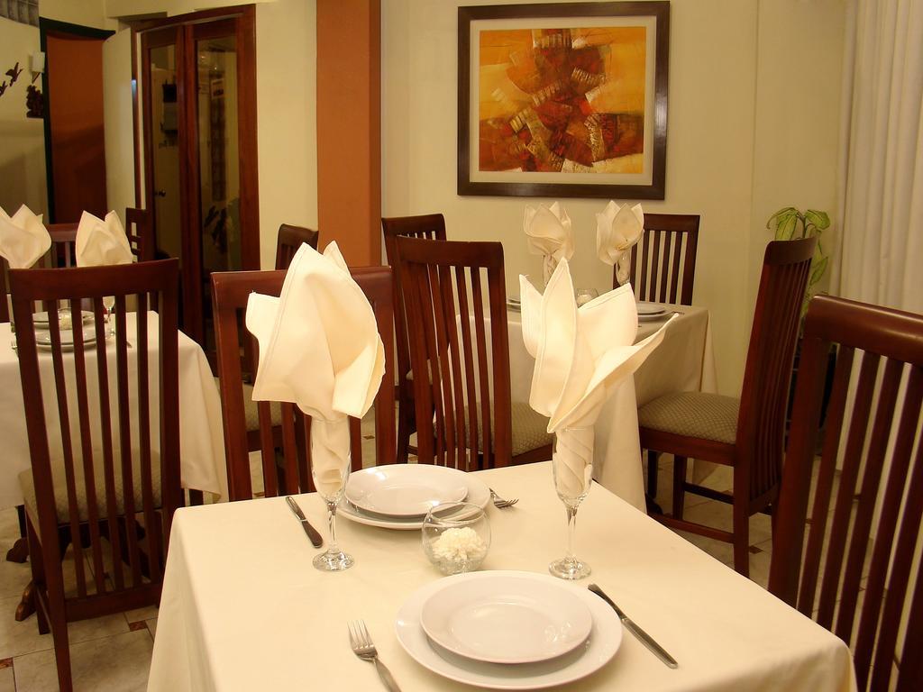 Hotel Torre Norte Trujillo Ngoại thất bức ảnh