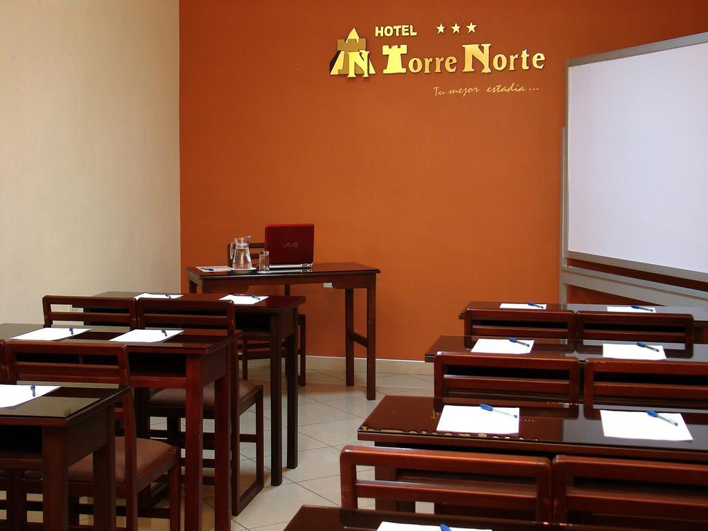 Hotel Torre Norte Trujillo Ngoại thất bức ảnh