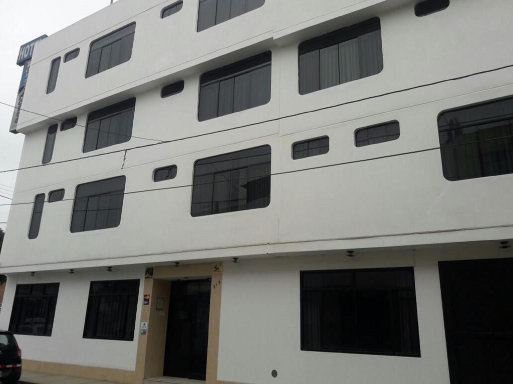 Hotel Torre Norte Trujillo Ngoại thất bức ảnh