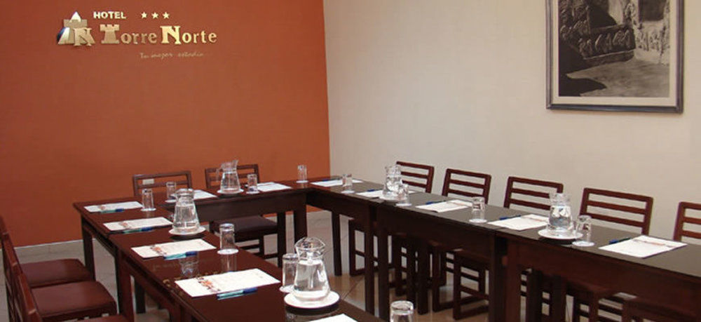 Hotel Torre Norte Trujillo Ngoại thất bức ảnh